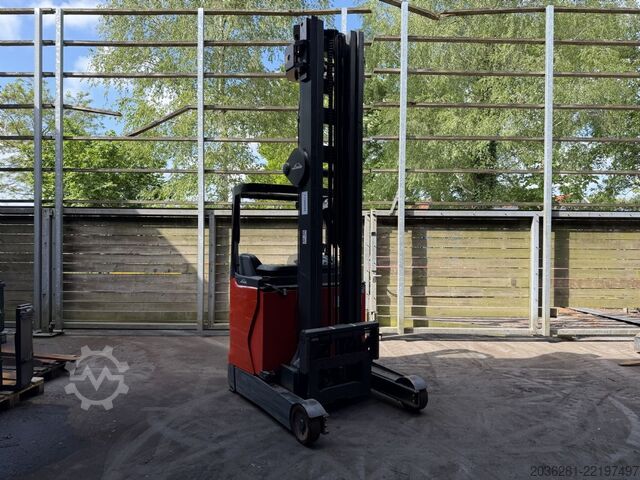 Chariot à mât rétractable Linde R14HD-01