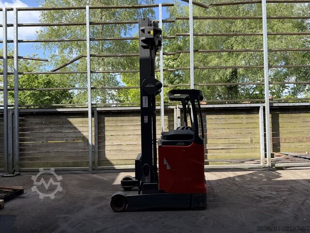Chariot à mât rétractable Linde R14HD-01