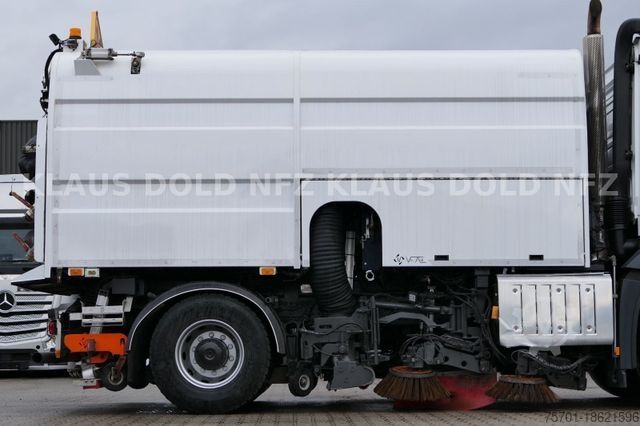 Veegmachine MERCEDES-BENZ Arocs 1840  Straßenkehrmaschine BH 9 Kamera