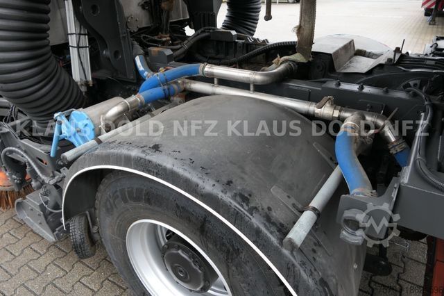 Οδοκαθαριστικό μηχάνημα MERCEDES-BENZ Arocs 1840 Straßenkehrmaschine BH 9 Kamera