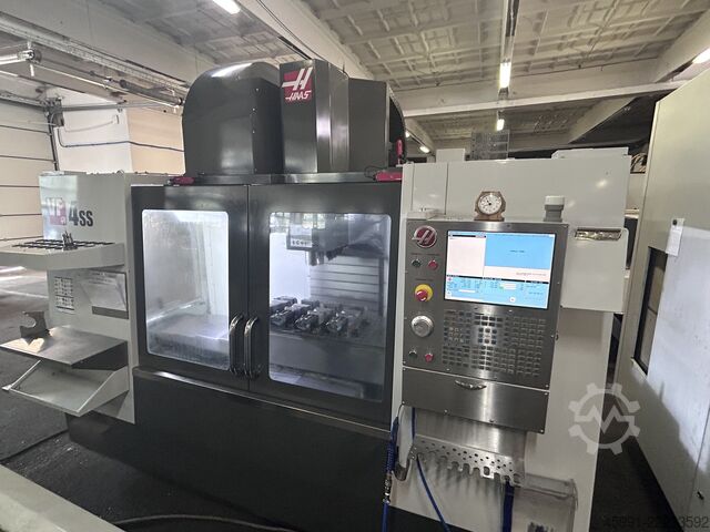κατακόρυφο κέντρο κατεργασίας HAAS VF-4SS vertical machining center