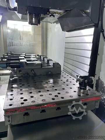 κατακόρυφο κέντρο κατεργασίας HAAS VF-4SS vertical machining center