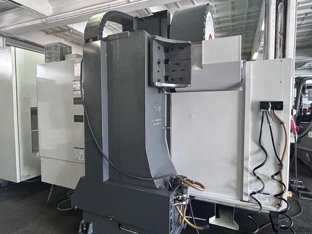 κατακόρυφο κέντρο κατεργασίας HAAS VF-4SS vertical machining center