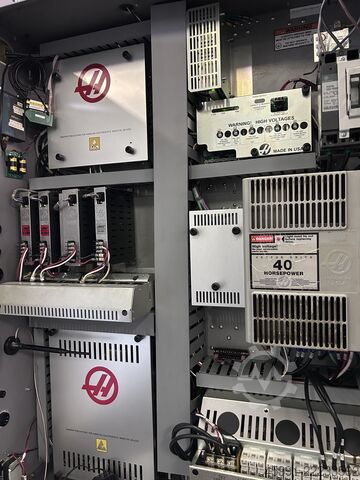 κατακόρυφο κέντρο κατεργασίας HAAS VF-4SS vertical machining center