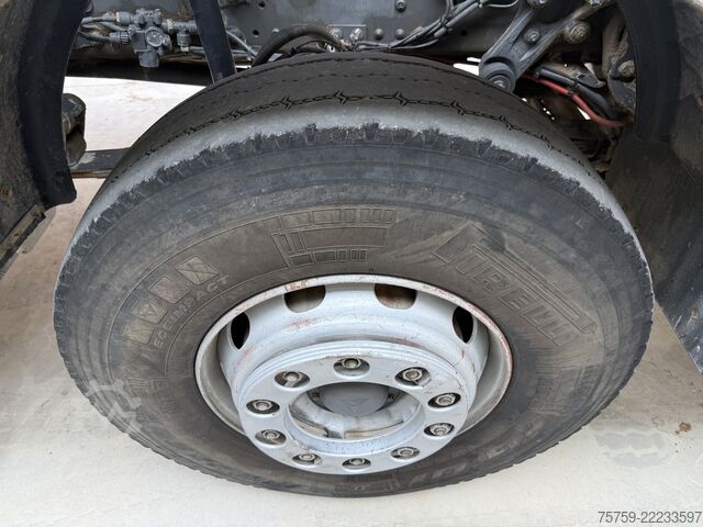 ανατρεπόμενο φορτηγό Mercedes-Benz Actros 4151K V8 KIPPER 8x4 Euro5 40Ton