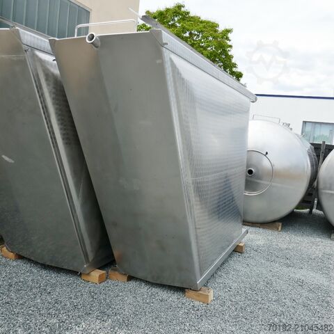 Réservoir rectangulaire de 6100 litres en acier inoxydable V2A Rieger 9658