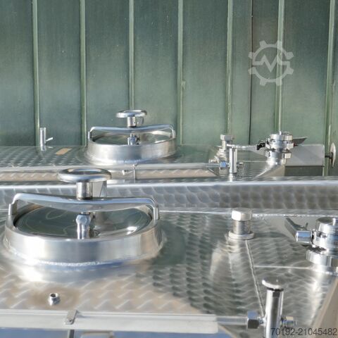 Réservoir rectangulaire de 6100 litres en acier inoxydable V2A Rieger 9658