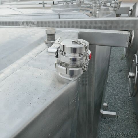 Réservoir rectangulaire de 8800 litres en acier inoxydable V2A Rieger 9642