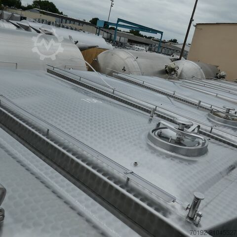 Réservoir rectangulaire de 8800 litres en acier inoxydable V2A Rieger 9642