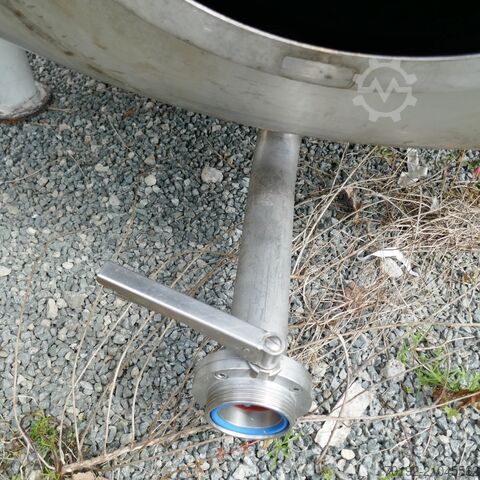 Réservoir de stockage horizontal de 13 000 litres en acier inoxydable V2A sur selles de support  9621