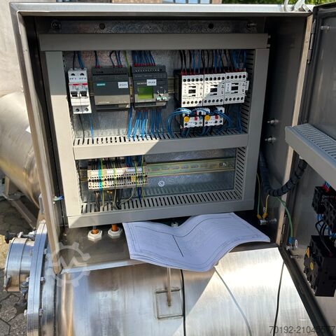 Cuve mobile de 500 litres en inox V2A avec agitateur à hélice  9595