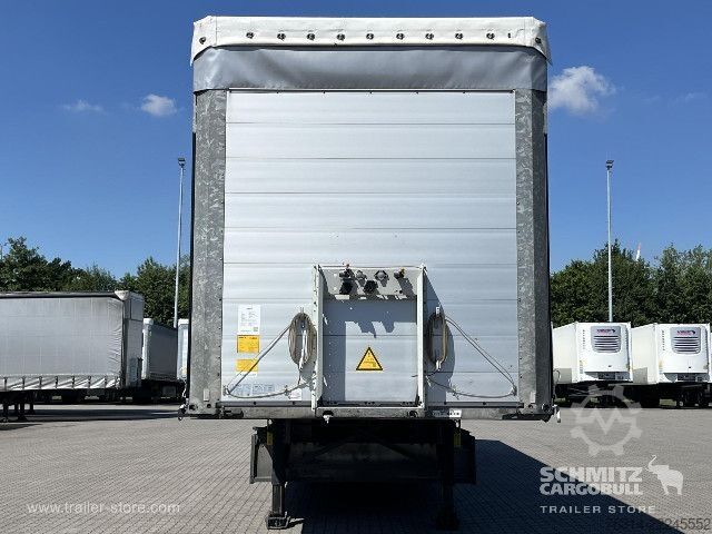 Otvorena poluprikolica sa ceradom Schmitz Cargobull Curtainsider Standard Getränke