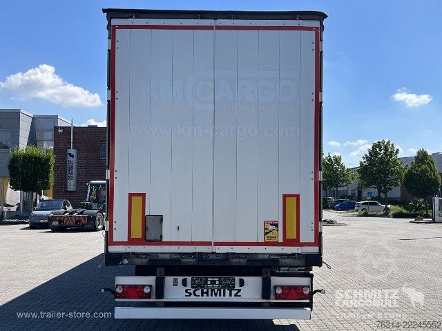 Otvorena poluprikolica sa ceradom Schmitz Cargobull Curtainsider Standard Getränke