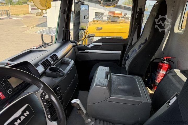 Speciális rendeltetésű teherautó MAN TGS 41.480 10x4 Kipper / Swiss-Vehicle