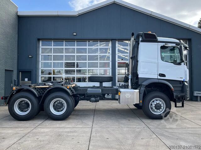 Heavy load Mercedes-Benz Arocs 4058 AS 6x6 Tractor Head 180T Push Pull E...