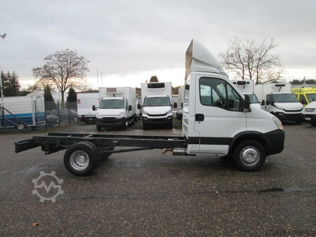 Transporter Fahrgestell IVECO 70C18 3.0 *Maxi-Fahrgestell*Klima*