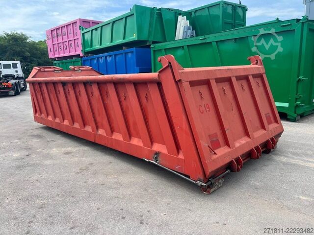 Roll-off konteyneri  CONTAINER SCARRABILE USATO A CIELO APERTO