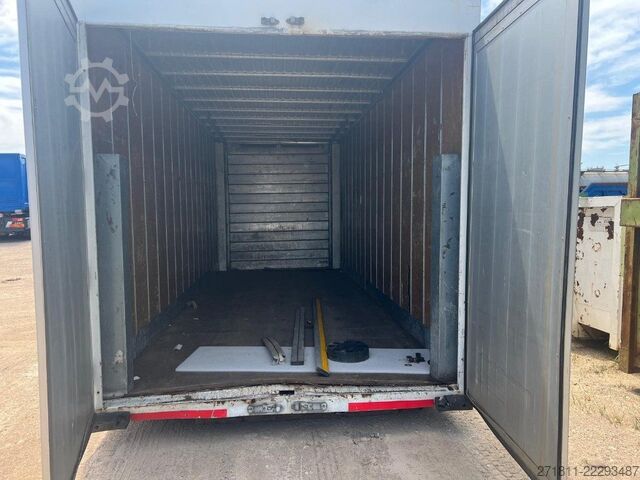 Roll-off konteyneri  CONTAINER FURGONATO USATO
