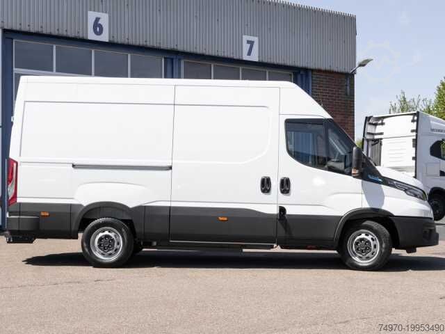 Furgon blaszak Iveco Daily 35S14E V Kastenwagen Elektro