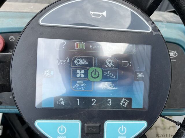 Vacuümveger Tennant M17