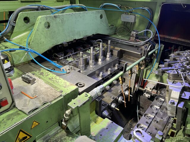 4 μήτρες - πρέσα 4 εγκεφαλικών επεισοδίων KIESERLING K54