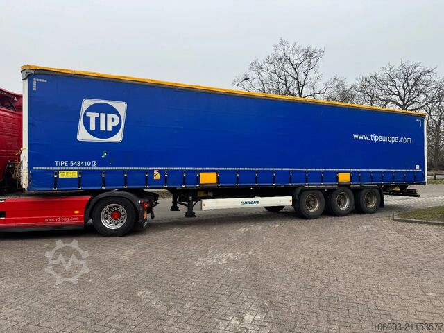 Sliding tarpaulins Krone 3-ass schuifzeilen oplegger