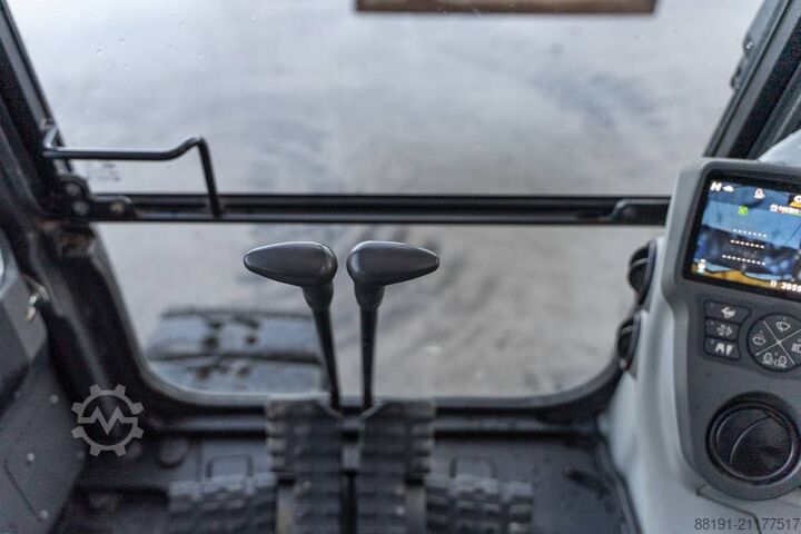 Rupsgraafmachine CASE CX 145 D SR