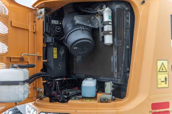 Rupsgraafmachine CASE CX 145 D SR