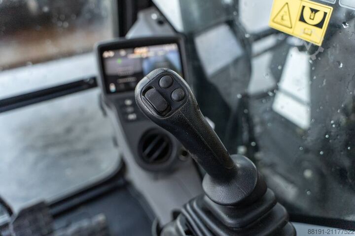 Rupsgraafmachine CASE CX 145 D SR