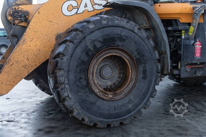 Lader CASE 1121 G Evolution