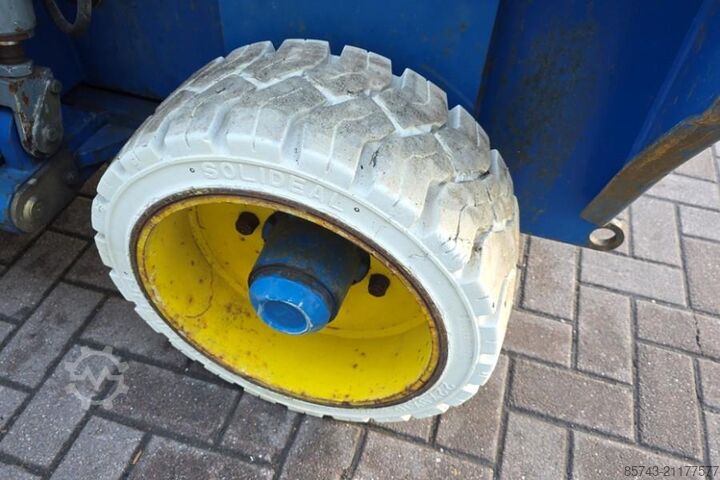 Podnośnik nożycowy Holland Lift Combistar N-165EL12 Electric, 18.5m Working Height