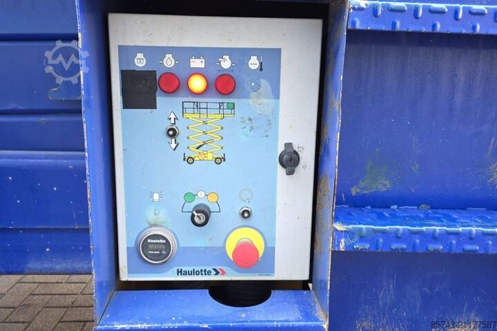 Podnośnik nożycowy Haulotte H15SX As-Is, Diesel, 4x4 Drive 15 Working Height,