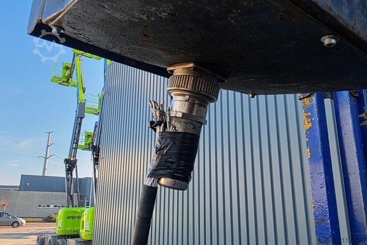 Podnośnik nożycowy Haulotte H15SX As-Is, Diesel, 4x4 Drive 15 Working Height,