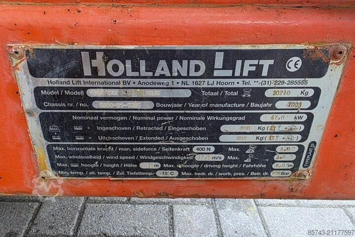 Podnośnik nożycowy Holland Lift G-300DL30/S Diesel, 4x4x4 Drive, 33.5m Working Hei