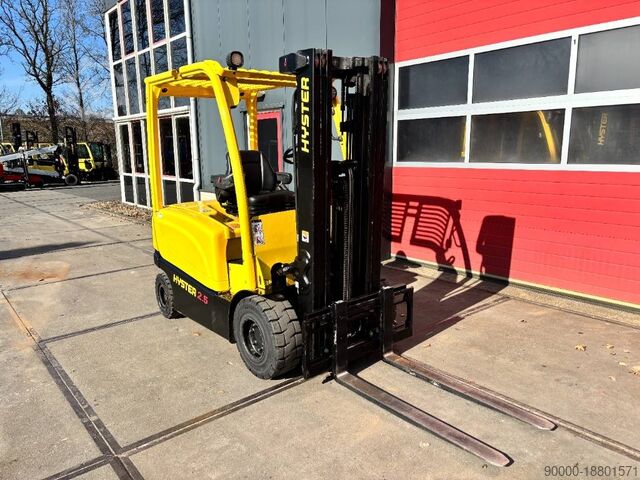 Vorkheftruck Hyster J 2.5 XN 2500kg E- heftruck
