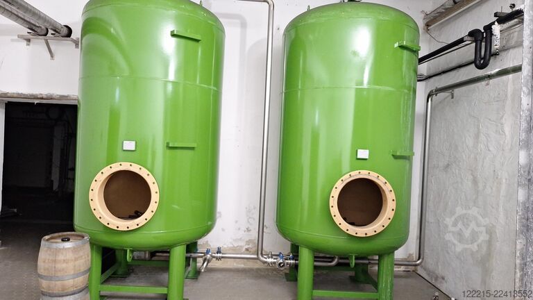 VIG 2×5000 l fermentační a skladovací tank (2019) VIG Gär- und Lagerkeller