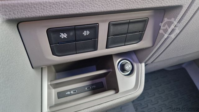 Minibús MAN MAN TGE 9 Sitzer Airlineboden Handicap Crafter