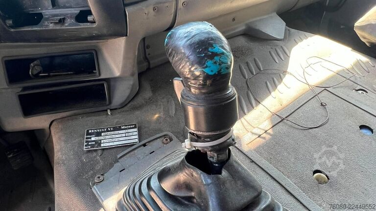 Standard-SZM Renault Premium 400 (MANUAL PUMP / POMPE MANUELLE / EURO2)