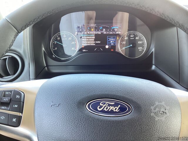 Vrachtwagen met op maat gemaakte opbouw Ford Ford 4x2 Road 1833 Low Roof Sleeper Cab