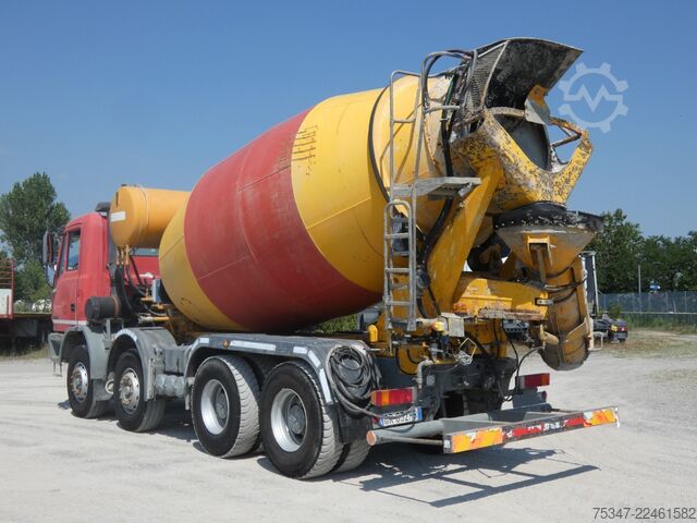 Camion malaxeur à béton Astra HD7/c 8445