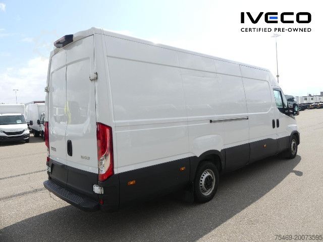 Dodávka s vysokou střechou IVECO 35S16A8V
