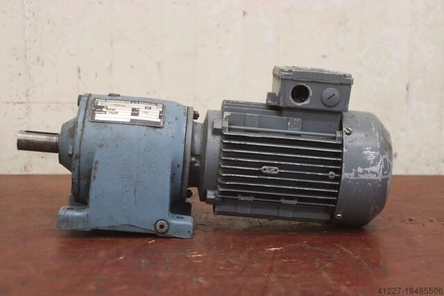 Gearmotor 0,75 kW 299 o/min SEW-Eurodrive R40A  (R40)DFT80K4