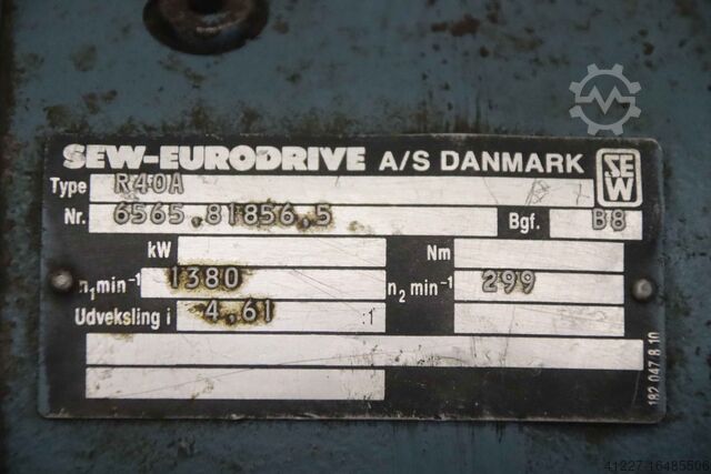 Gearmotor 0,75 kW 299 o/min SEW-Eurodrive R40A  (R40)DFT80K4