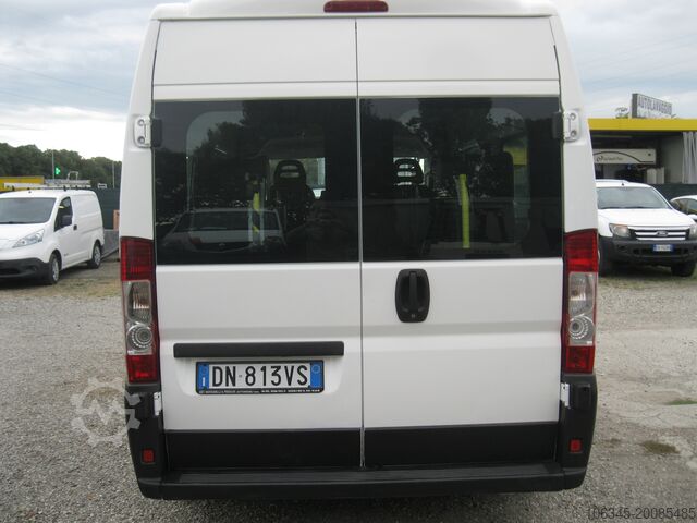 Vehicle for transport of people and disabled persons FIAT Ducato Maxi