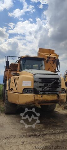 Autocarro con cassone Volvo A35D