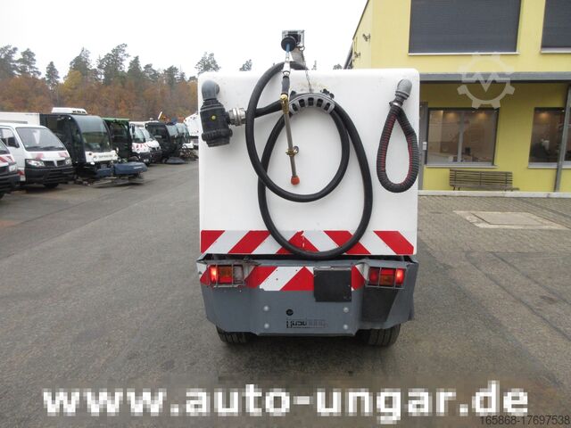 Kommunale Zweckgesellschaft Boschung L3 Laveuse Kärcher Hochdruckreiniger