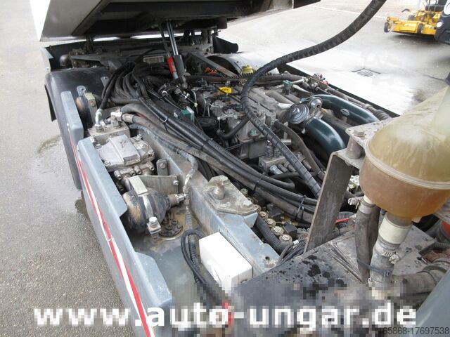 Kommunale Zweckgesellschaft Boschung L3 Laveuse Kärcher Hochdruckreiniger