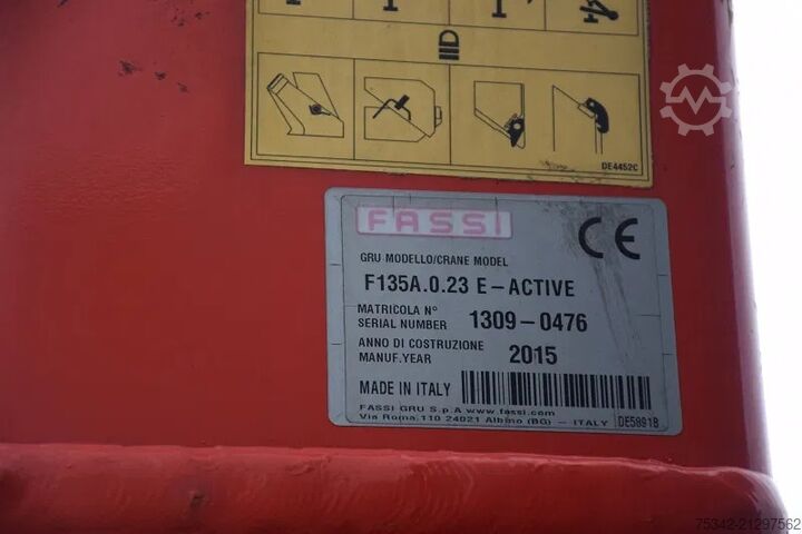 Rakodóplatform Mercedes-Benz Axor 1829 + Fassi 135 Flygip