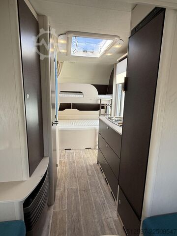 Caravan DETHLEFFS c-go 465 KR Etagen- & Hubbett m. 7-Zonen-Matratz