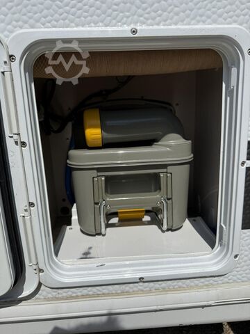 Caravan DETHLEFFS c-go 465 KR Etagen- & Hubbett m. 7-Zonen-Matratz